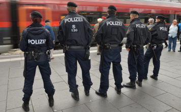 Politie Oostenrijk doorzoekt Opvangcentra na aanranding Oud & Nieuw